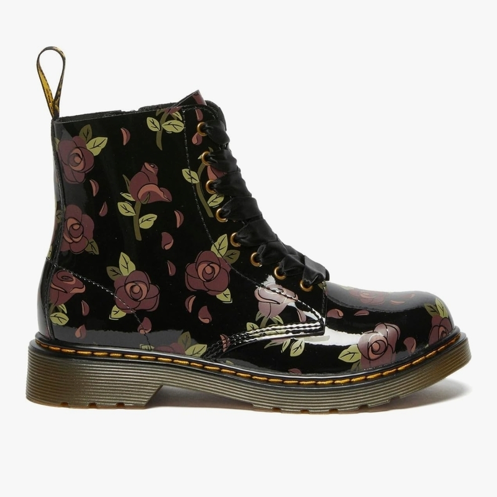 Dr. Martens| Rose Patterned Black Combat Boots Size 3 ✨️NWOT✨️